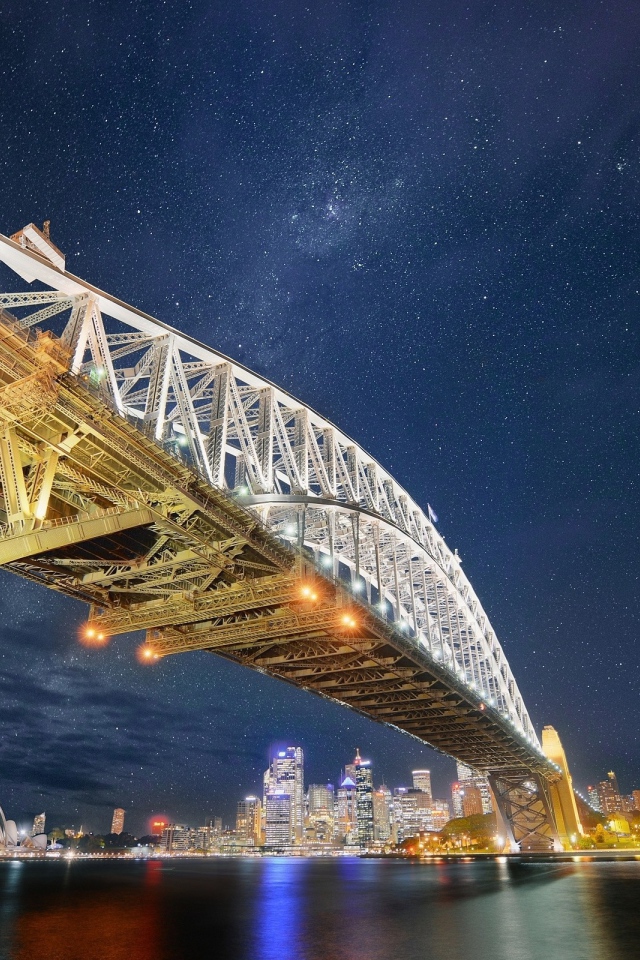 Ночная подсветка моста, фото HDR