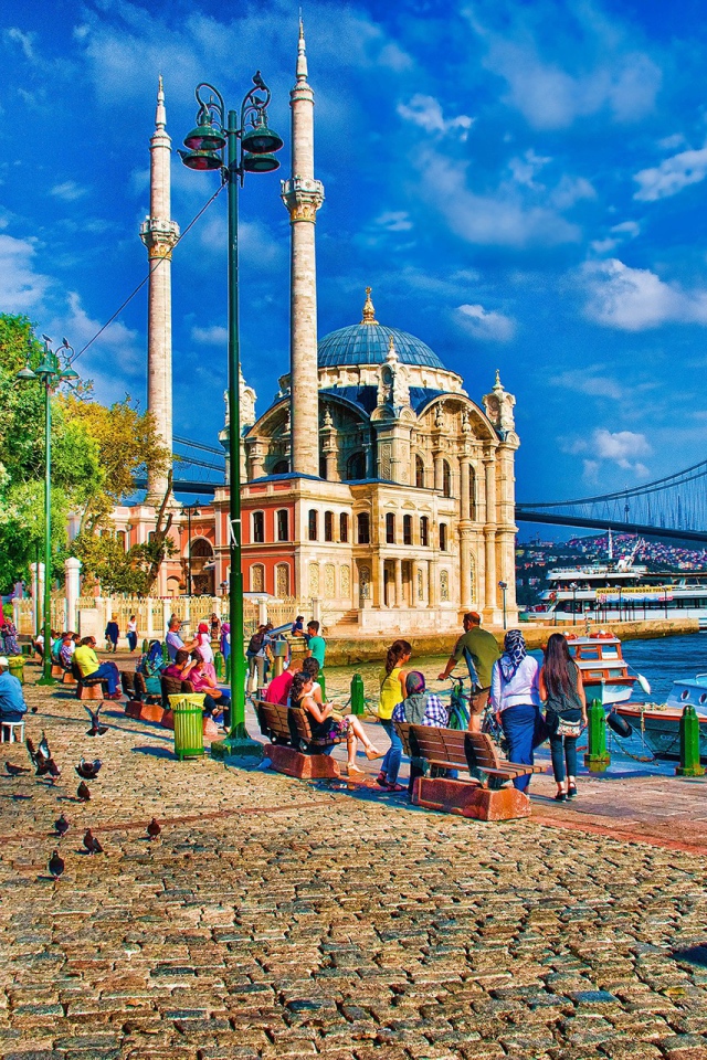 Набережная в Стамбуле, фото HDR