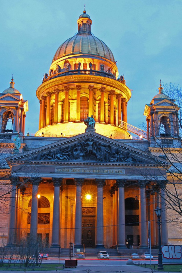 Исаакиевский собор в Санкт-Петербурге