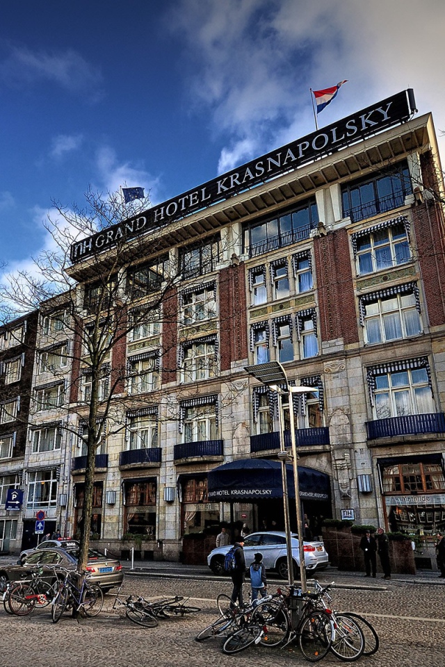 Пятизвездочный отель в Амстердаме