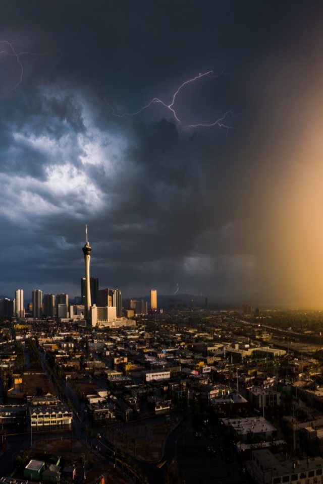 Гроза над Лас-Вегасом, США