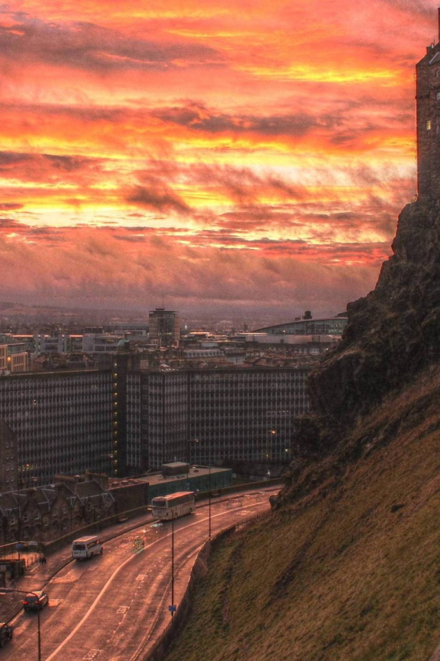 Вид на город с холма