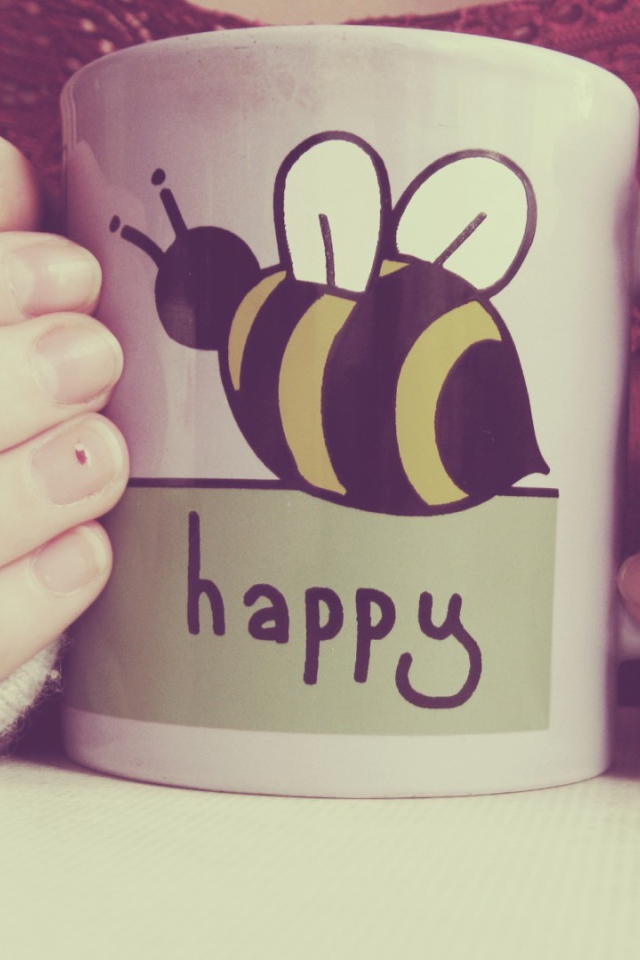 Чашка с рисунком пчелы