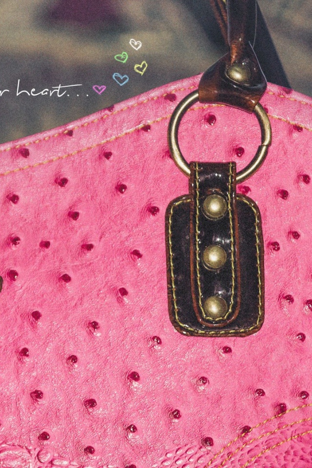 Фирменная розовая сумка для девушки