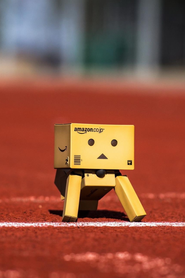 Картонные человечки на беговой дорожке