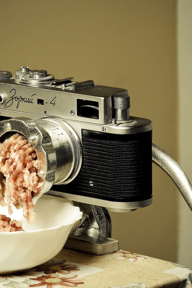 Креативная мясорубка из фотоаппарата
