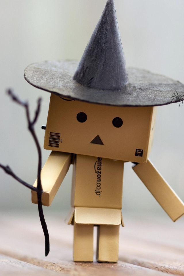 Дандо в шляпе ведьмы