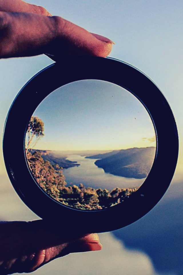 Фьорд в линзе фотоаппарата