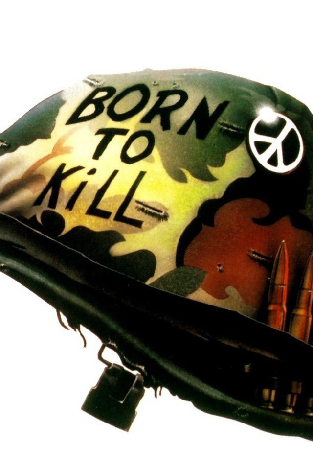 Шлем солдата с надписью