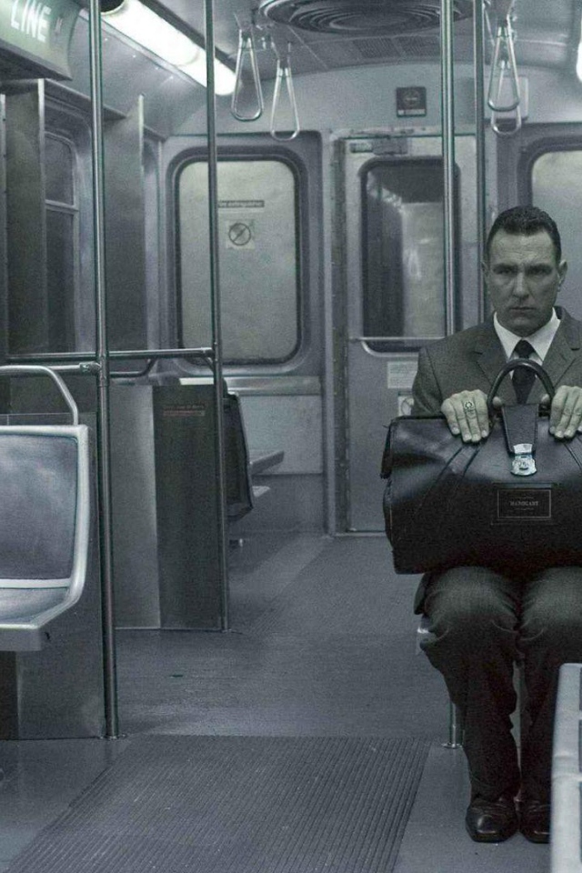 Одинокий пассажир метро