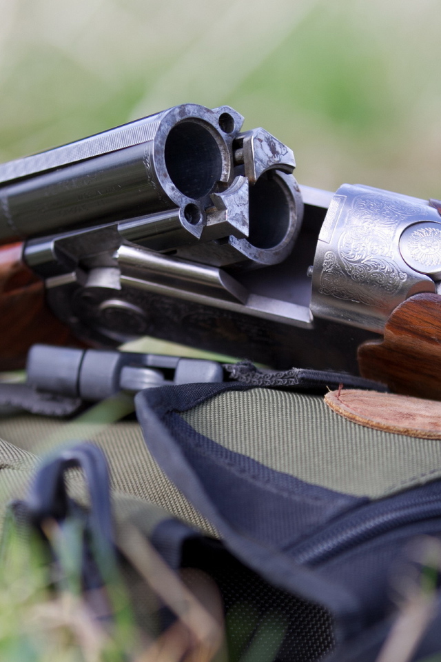 Открытое охотничье ружье