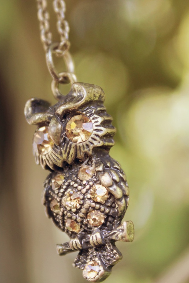 Кулон в виде совы