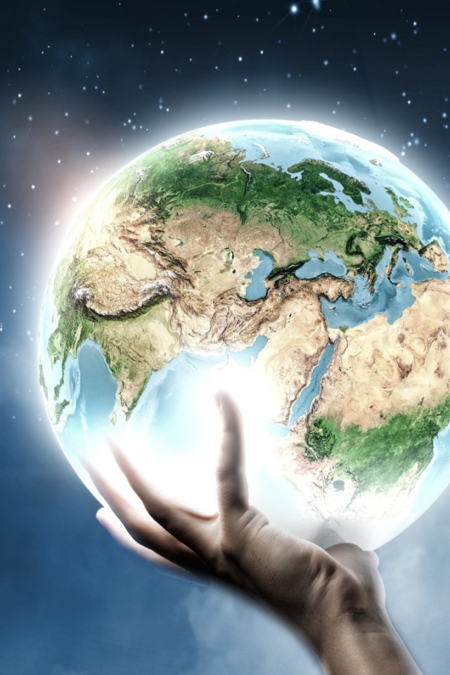 Сияющая земля в руке
