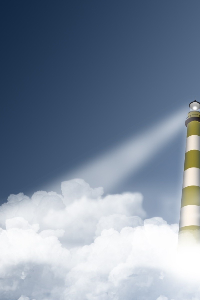 Луч маяка над облаками