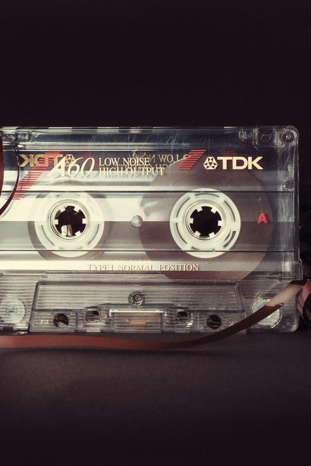 Пленка вытащена из кассеты