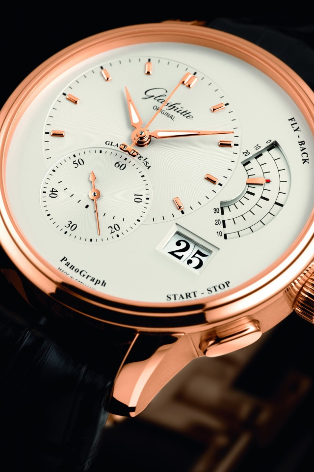 Часы из золота, Пано граф