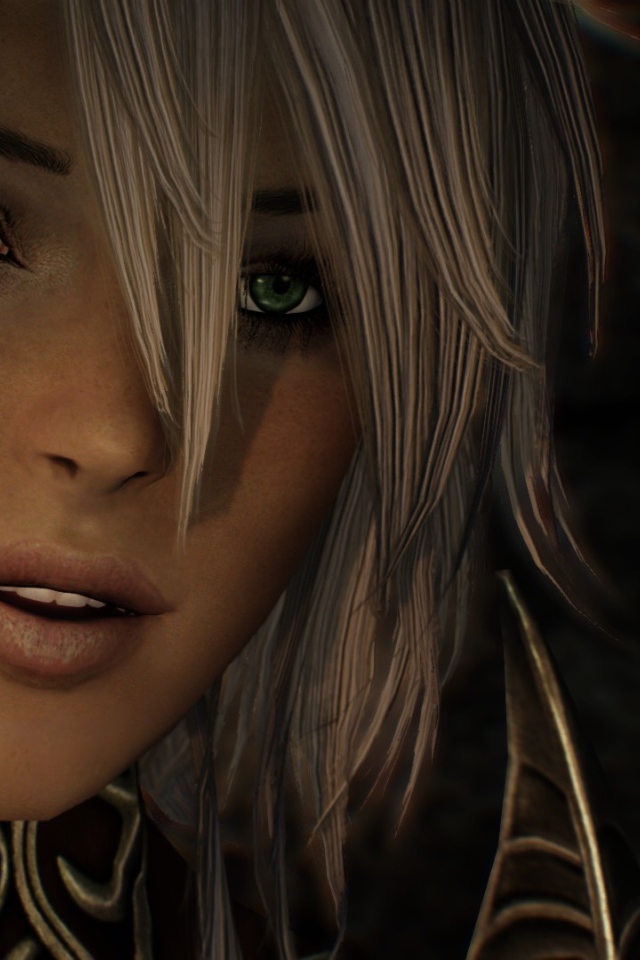 Белокурая ведьма с зелеными глазами