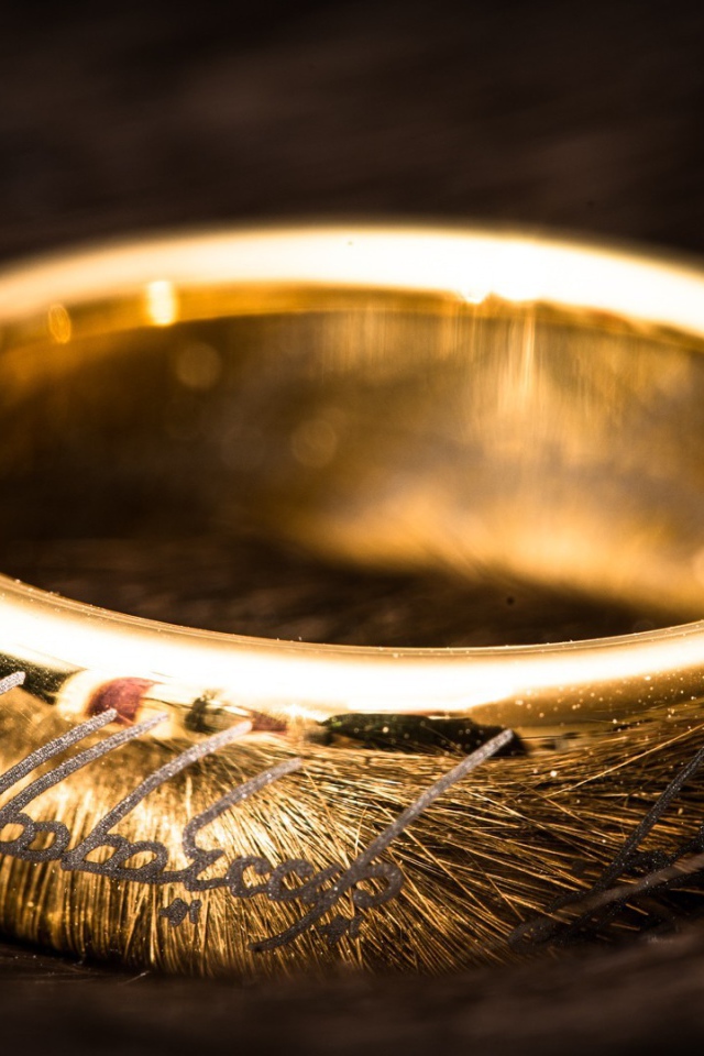 Золотое кольцо из Властелина колец