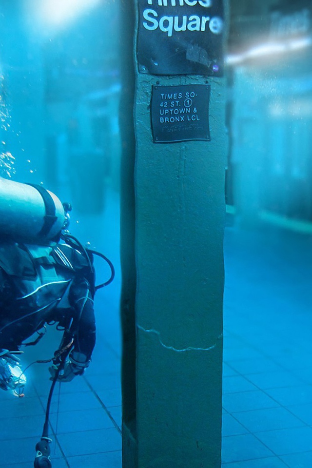 Нью-Йоркское метро  под водой