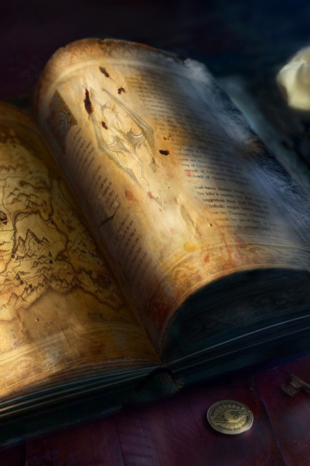 Рукоять меча на книге с картами