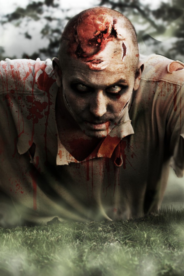 Зомби весь в крови