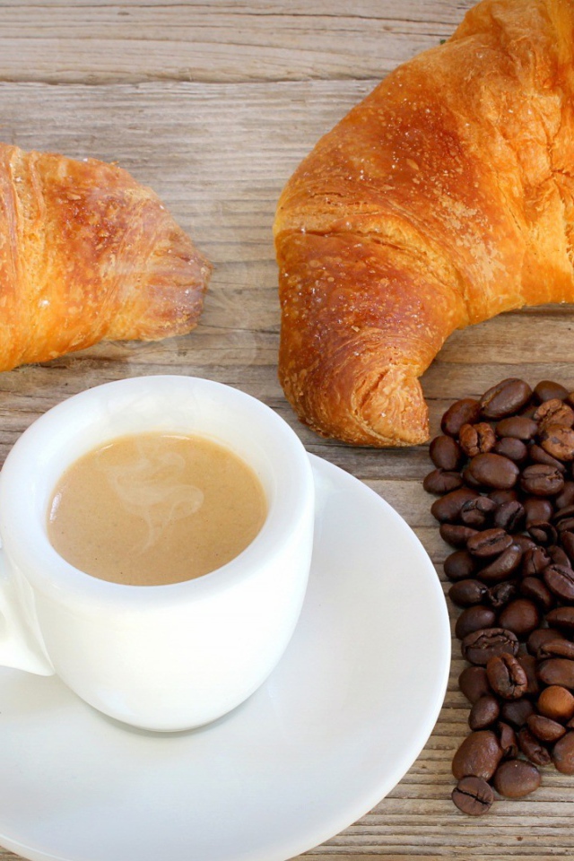 Кофе с круасcанами с любовью