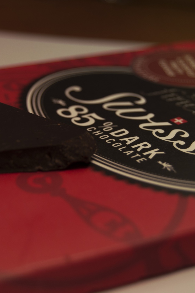 Плитка черного шоколада