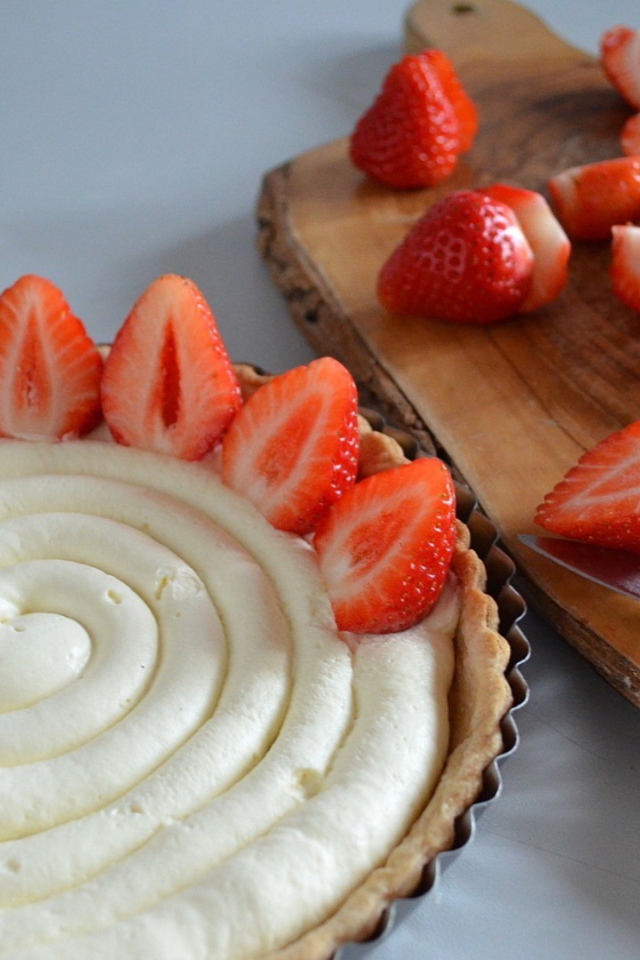 Приготовление клубничного пирога