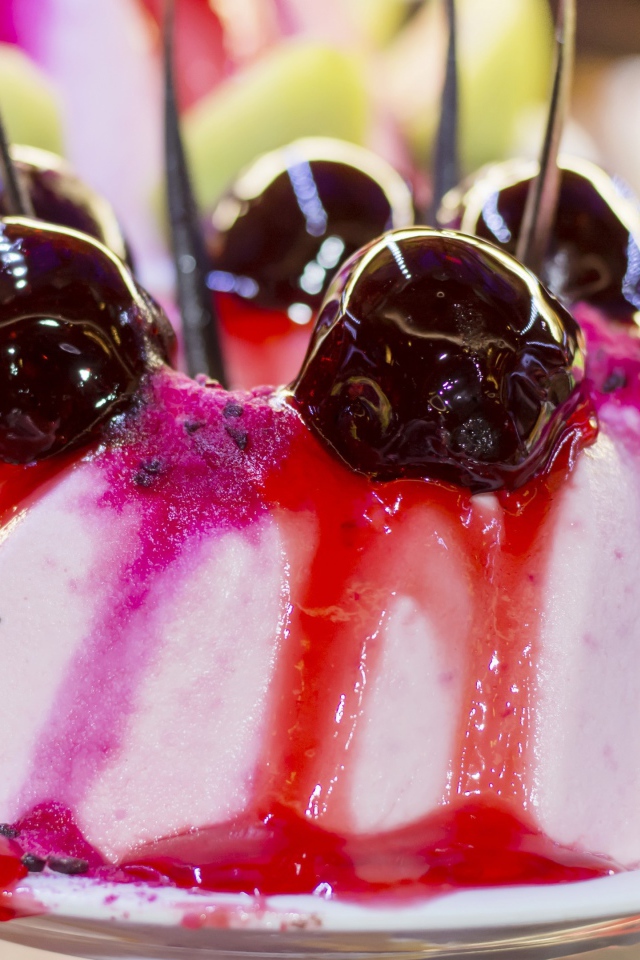 Творожное желе с вишнями