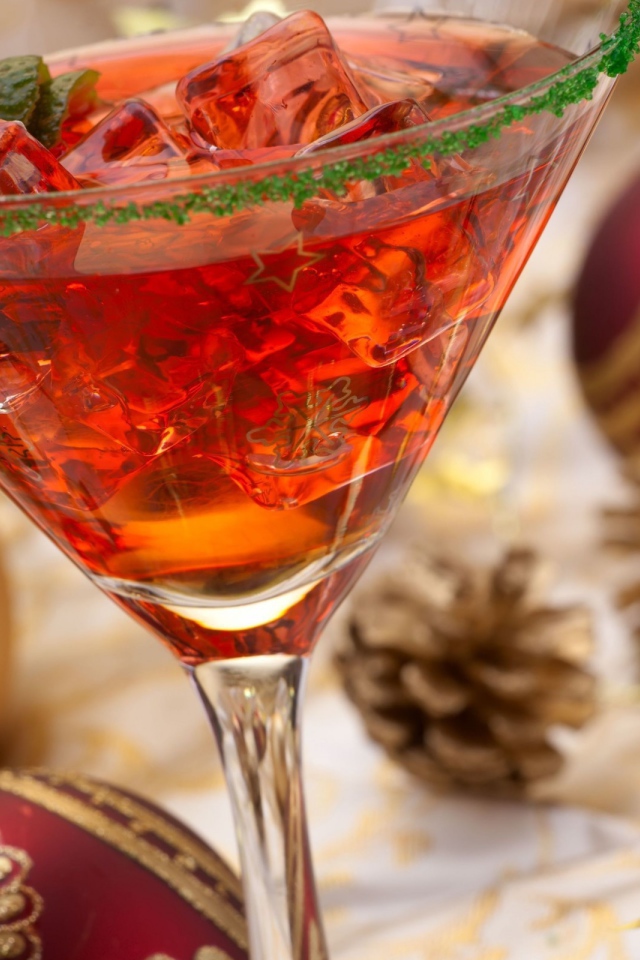 Новогодний коктейль со льдом