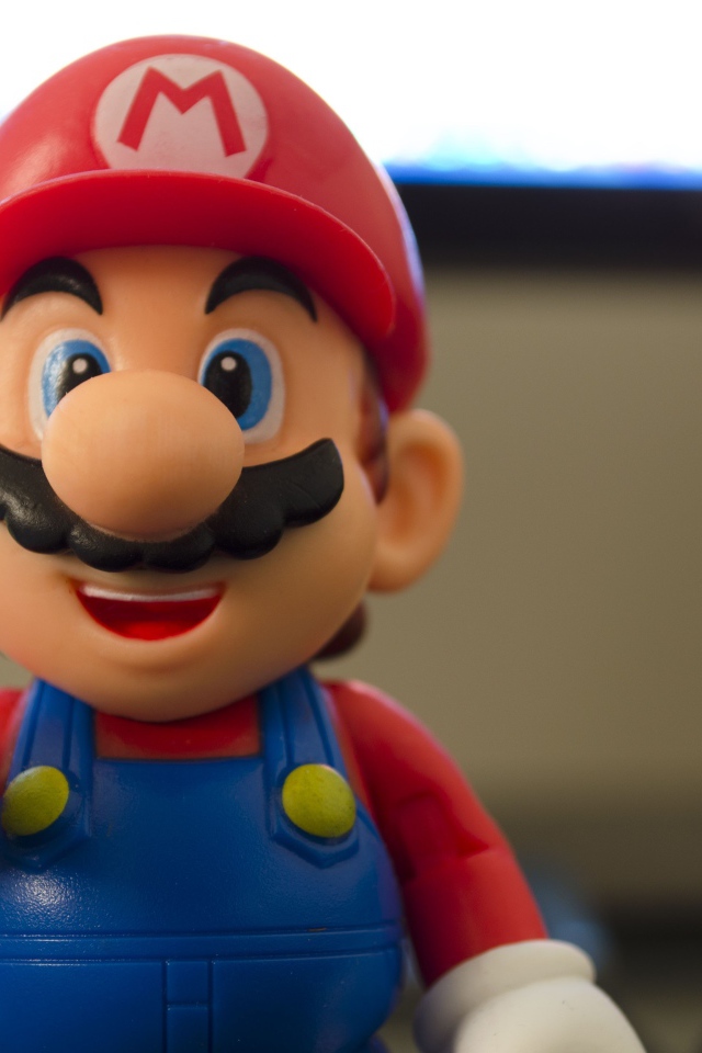 Фигурка героя игры Super Mario Bros