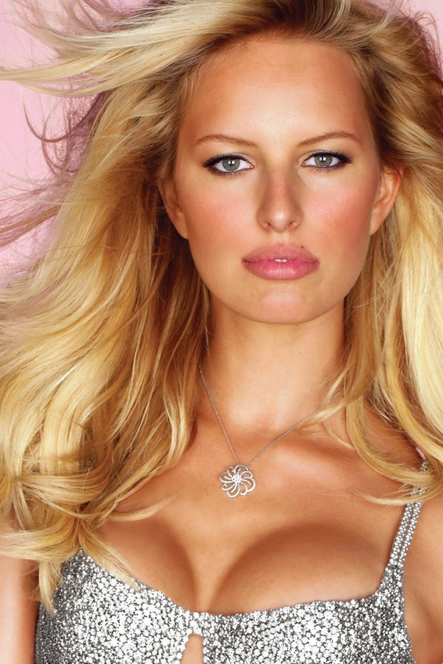 Красивая блондинка, Victoria's Secret