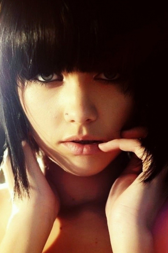 Красивая девушка Мелисса Кларк