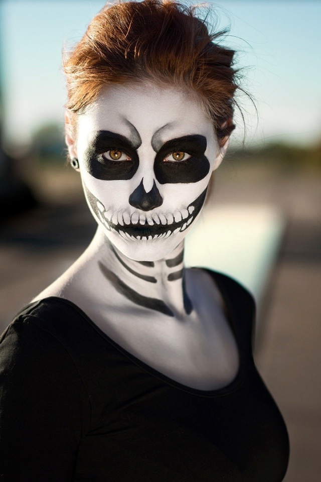 Боди арт на лице у девушки