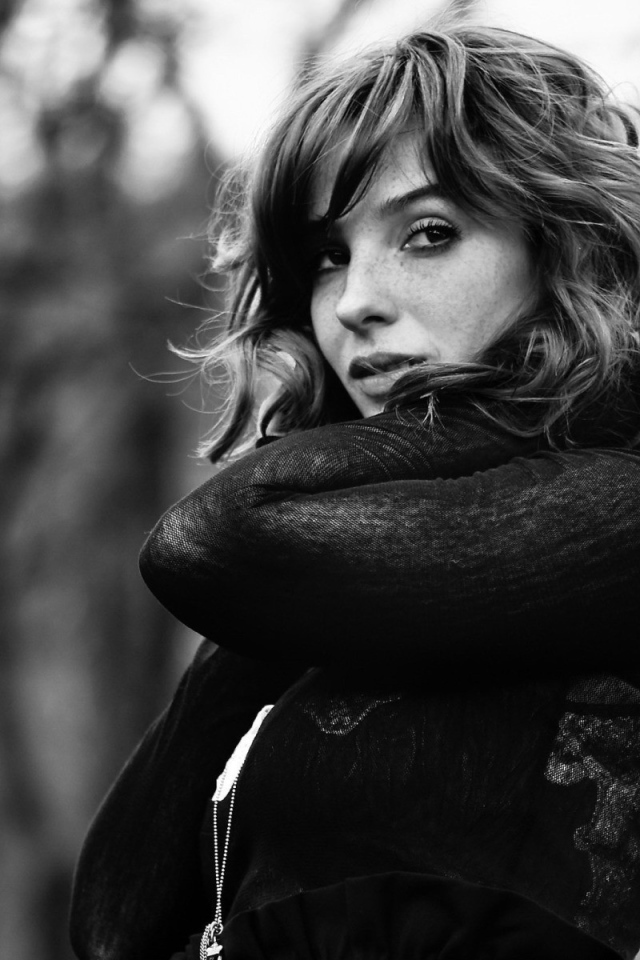 Девушка модель Вика Керекес