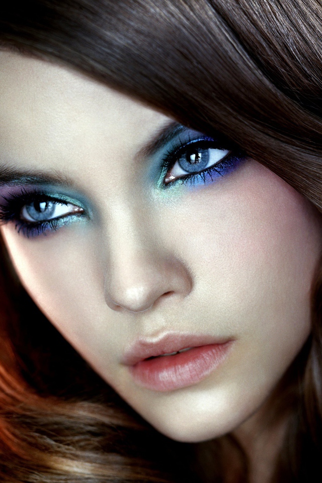 Макияж у девушки Барбары Палвин