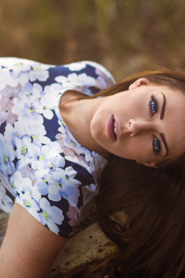 Голубоглазая девушка, фотограф Джеймс Стюарт