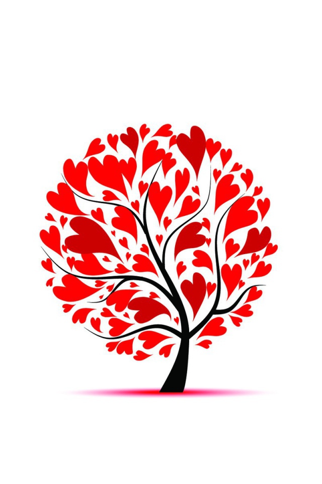 Сердца на дереве вместо листвы