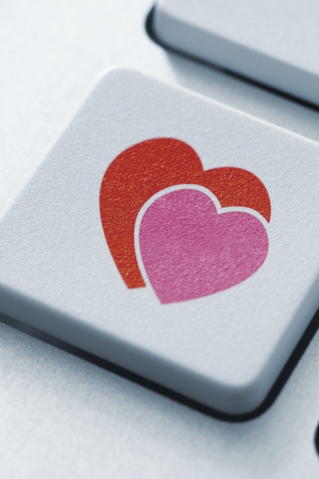 Два сердца на кнопке