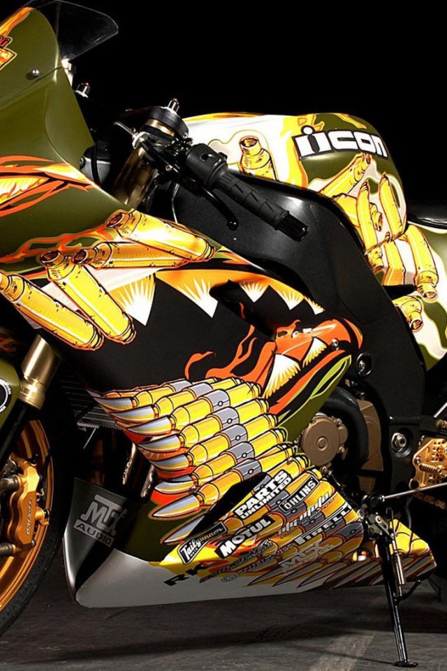 Яркий мотоцикл Хонда