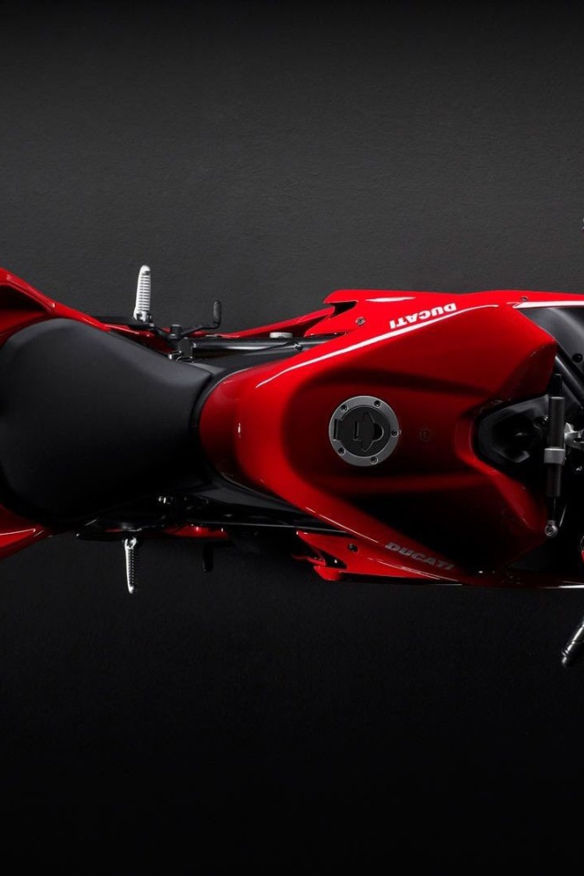 Красный мотоцикл, вид сверху