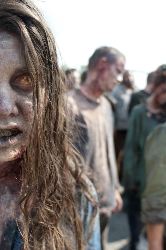 Нашествие зомби из Ходячих мертвецов