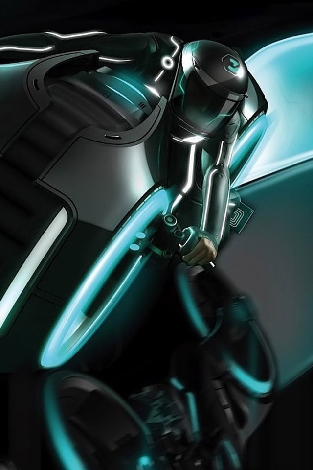 Мотоциклист в фильме Трон