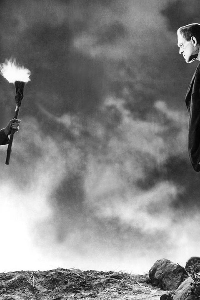 Кадр из старого фильма о Франкенштейне