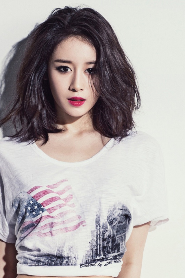 Вокалистка Джион из группы T-ara