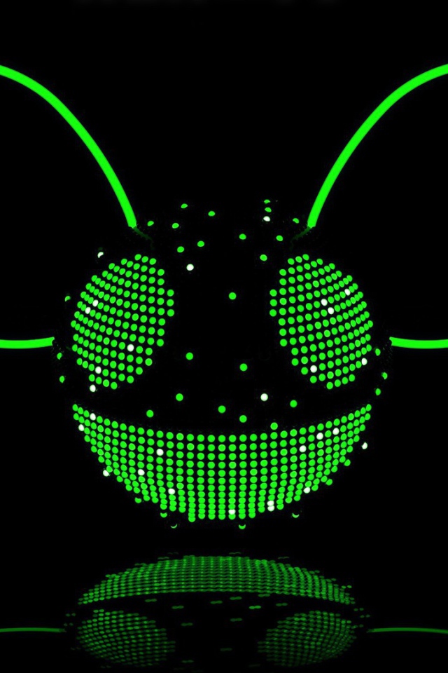 Зеленый диджей deadmau5