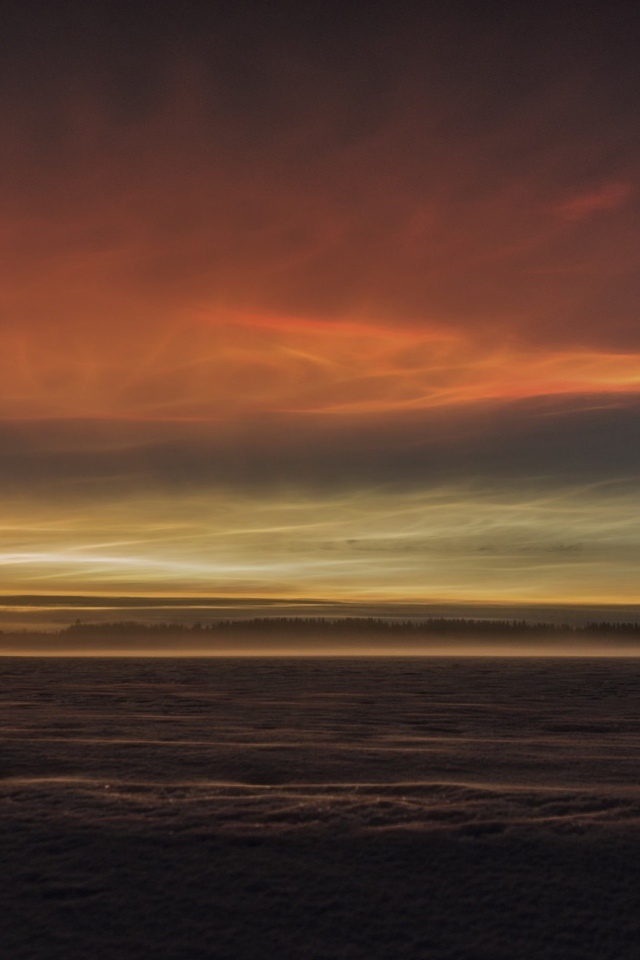 Туман над землей перед рассветом