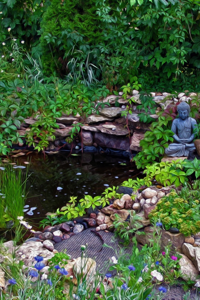 Статуэтка Будды в саду