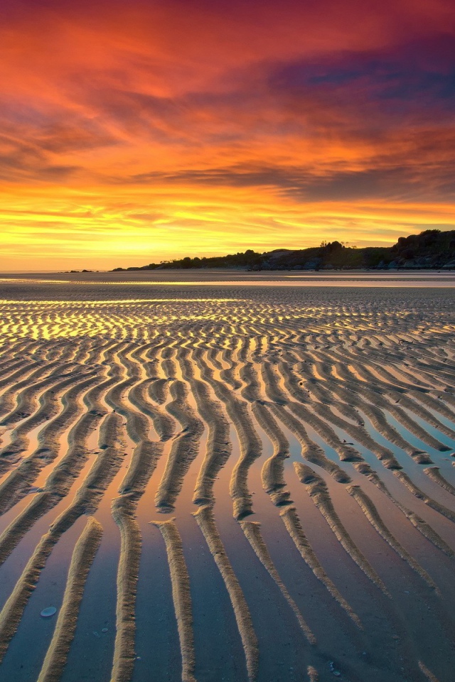 Наплывы на пляже