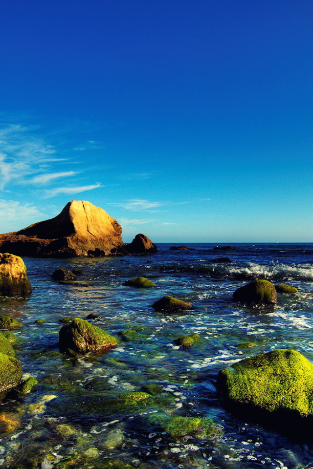 Камни в лучах заката